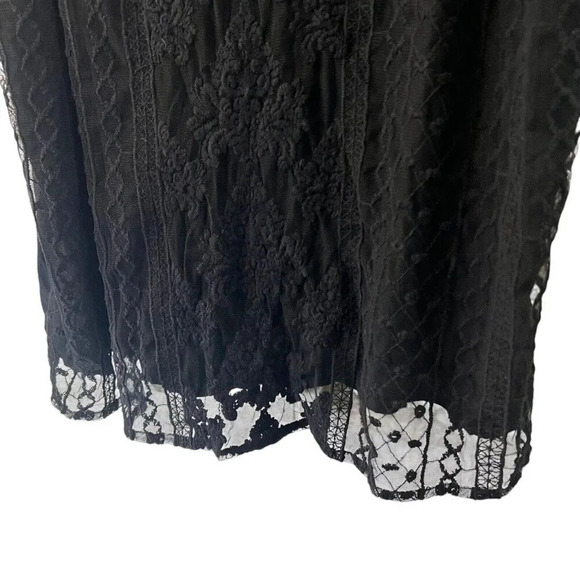 Old Navy Black Lace Tank Top XL Sleeveless Keyhole Back Neutral Embroidered - Picture 4 of 6